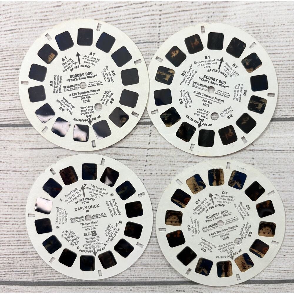 Scooby Doo "That's Snow Ghost" 1972 3d View-Master 3 Reel Set Plus 1 Daffy Duck - Picture 2 of 4